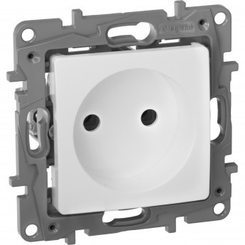 Розетка LEGRAND 2К немецкий стандарт 16 А 250 В Etika белый