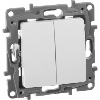 Выключатель LEGRAND Etika двухклавишный 10 A 250 В белый Выключатель LEGRAND Etika двухклавишный 10 A 250 В белый