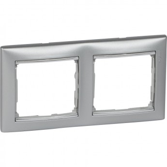 Рамка LEGRAND Valena 2 поста алюминий/серебряный штрих Рамка LEGRAND Valena 2 поста алюминий/серебряный штрих