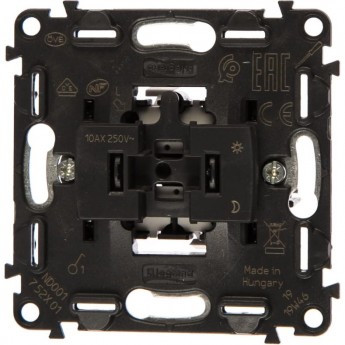 Выключатель LEGRAND Valena IN'MATIC одноклавишный 10АХ 250В Выключатель LEGRAND Valena IN'MATIC одноклавишный 10АХ 250В